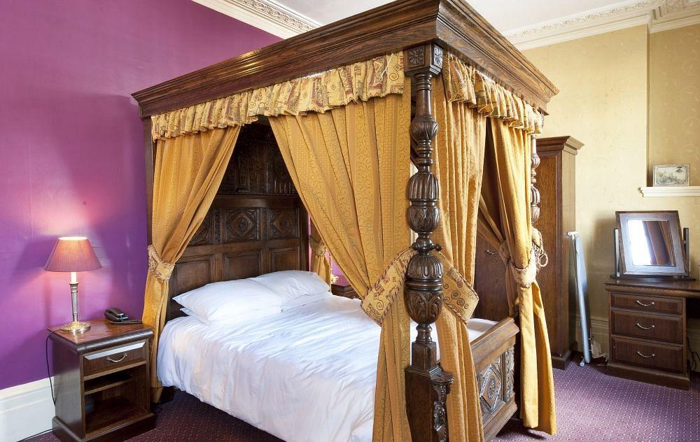 Kings Arms Hotel By Greene King Inns เวสเตอรัม ภายนอก รูปภาพ