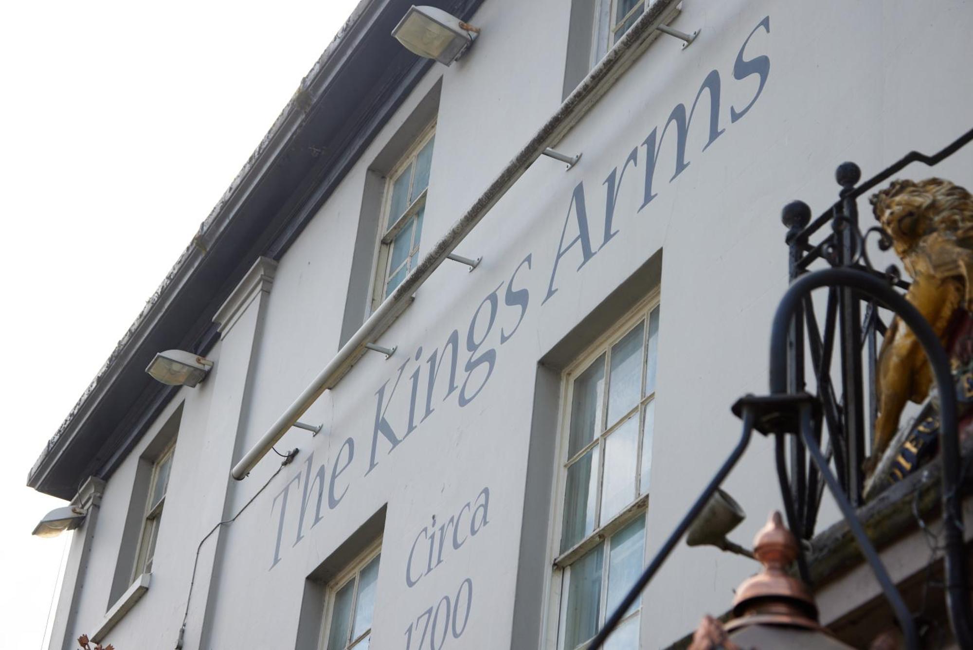 Kings Arms Hotel By Greene King Inns เวสเตอรัม ภายนอก รูปภาพ