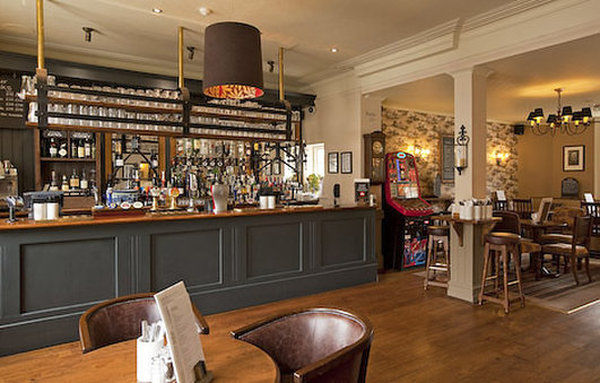 Kings Arms Hotel By Greene King Inns เวสเตอรัม ร้านอาหาร รูปภาพ